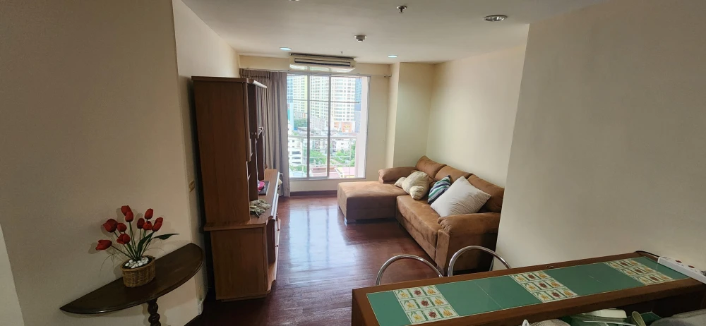 For rent: Pathumwan Resort, 2 bedrooms, 2 bathrooms, fully furnished, reserve now before it's gone.