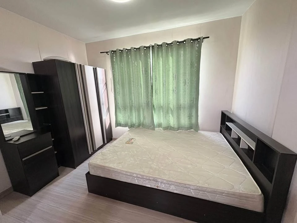 Plum Condo Nawamin for rent, residential side, 4th floor, fully furnished. Don't miss out!