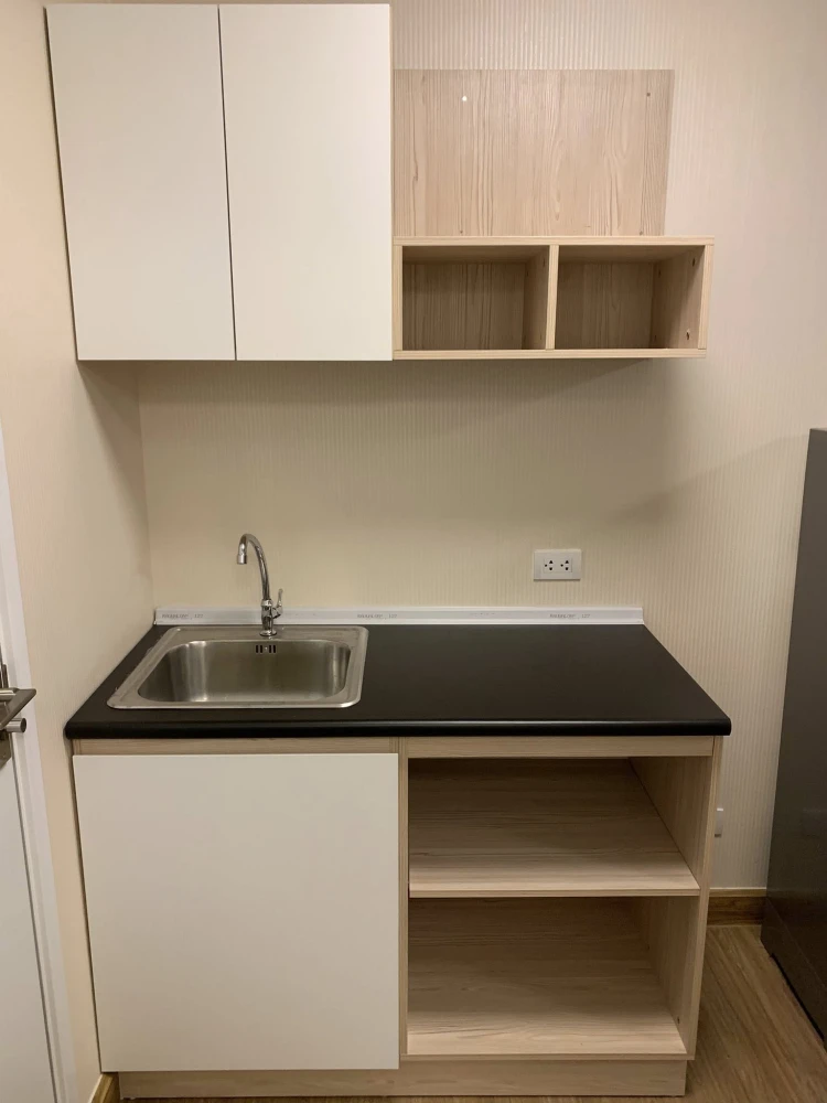 Plum Condo Phaholyothin 89 for rent. North-facing unit with a great view of the outside of the building. Fully furnished and ready to move in.