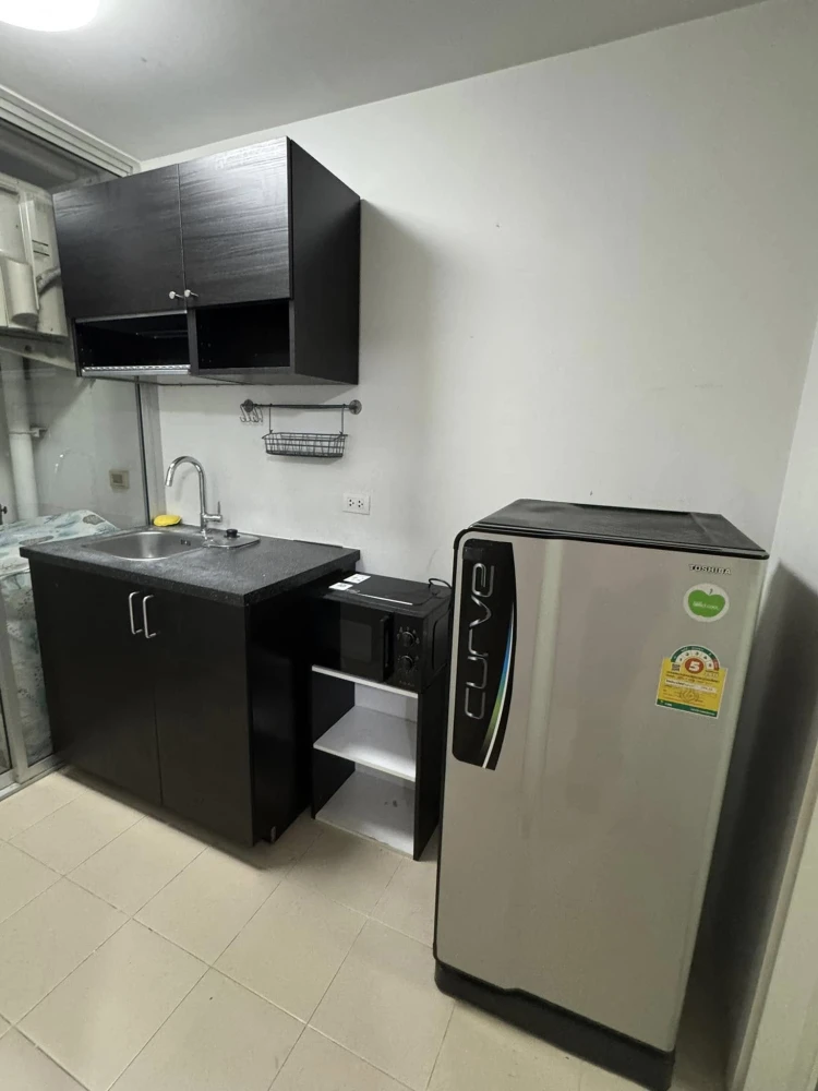 For rent, Plum Condo Phaholyothin 89, complete with electrical appliances. Comes with a low price you can't miss