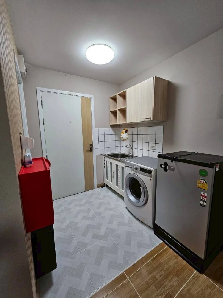 Plum Condo Phaholyothin 89, Phase 3, Building B, 4th floor for rent. Furnished with furniture and appliances (as shown in the pictures). Book now!