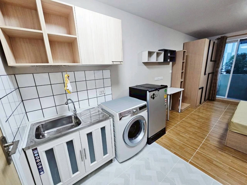 Plum Condo Phaholyothin 89, Phase 3, Building B, 4th floor for rent. Furnished with furniture and appliances (as shown in the pictures). Book now!