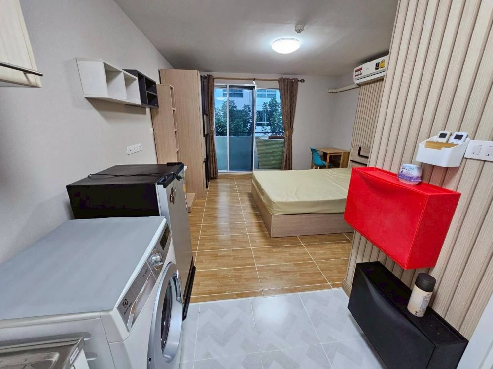 Plum Condo Phaholyothin 89, Phase 3, Building B, 4th floor for rent. Furnished with furniture and appliances (as shown in the pictures). Book now!