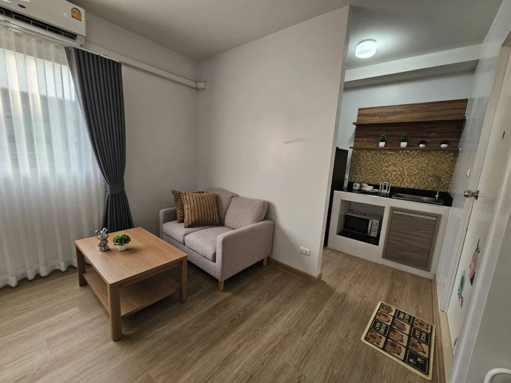 Plum Condo Park Rangsit for rent. Beautiful and comfortable room. Book now!!