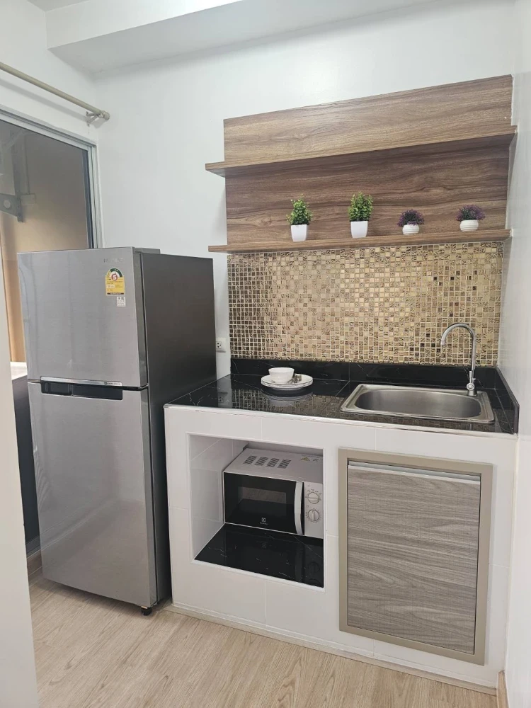 Plum Condo Park Rangsit for rent. Beautiful and comfortable room. Book now!!