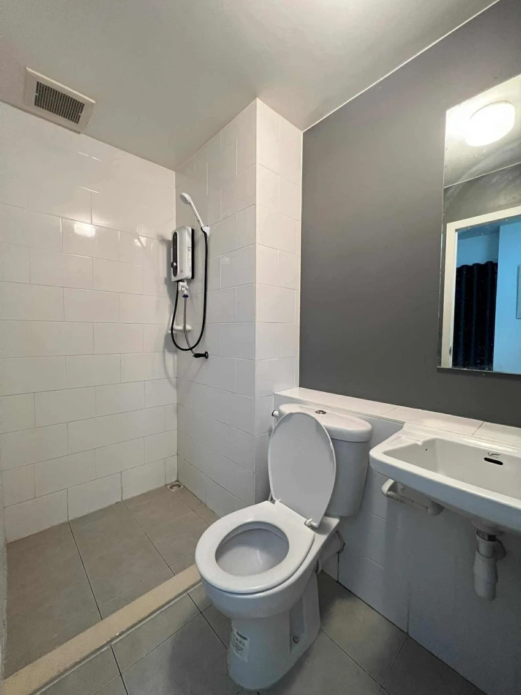 For rent: Plum Condo Park Rangsit Phase 1, Building D, 4th floor, fully furnished, reserve now.
