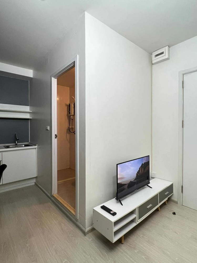 For rent: Plum Condo Park Rangsit Phase 1, Building D, 4th floor, fully furnished, reserve now.