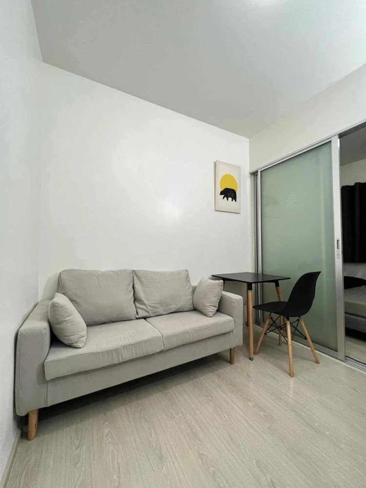 For rent: Plum Condo Park Rangsit Phase 1, Building D, 4th floor, fully furnished, reserve now.