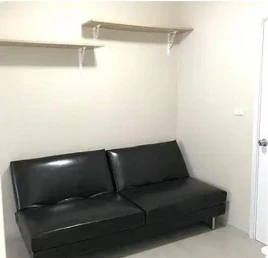 For rent: Plum Condo Park Rangsit Phase 1, fully furnished, pool view, direct access to the park. Don't miss out!