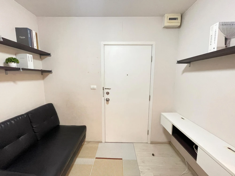 For rent: Plum Condo Park Rangsit Phase 2, beautiful room, as advertised, Building D, 8th floor, full electrical appliances and furniture, don't miss