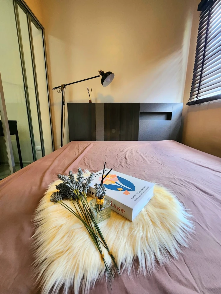 For rent: Plum Condo Park Rangsit Phase 3, near 7-11, best floor, has washing machine, fully furnished, reserve now.