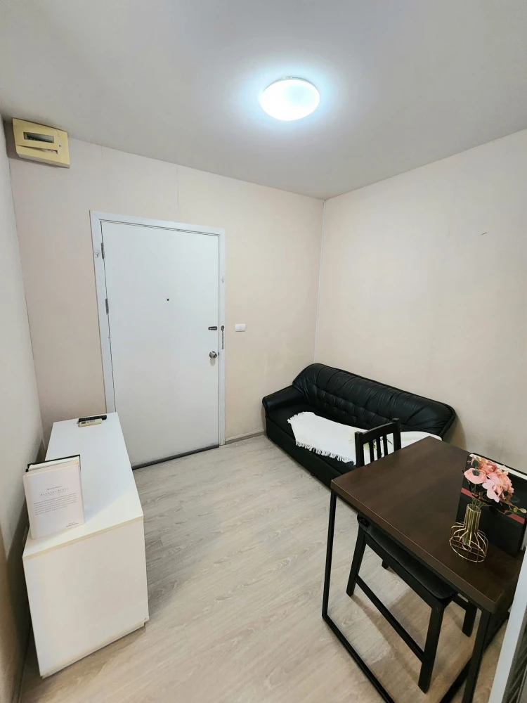 For rent: Plum Condo Park Rangsit Phase 3, near 7-11, best floor, has washing machine, fully furnished, reserve now.