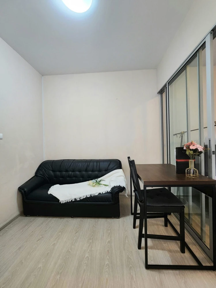 For rent: Plum Condo Park Rangsit Phase 3, near 7-11, best floor, has washing machine, fully furnished, reserve now.