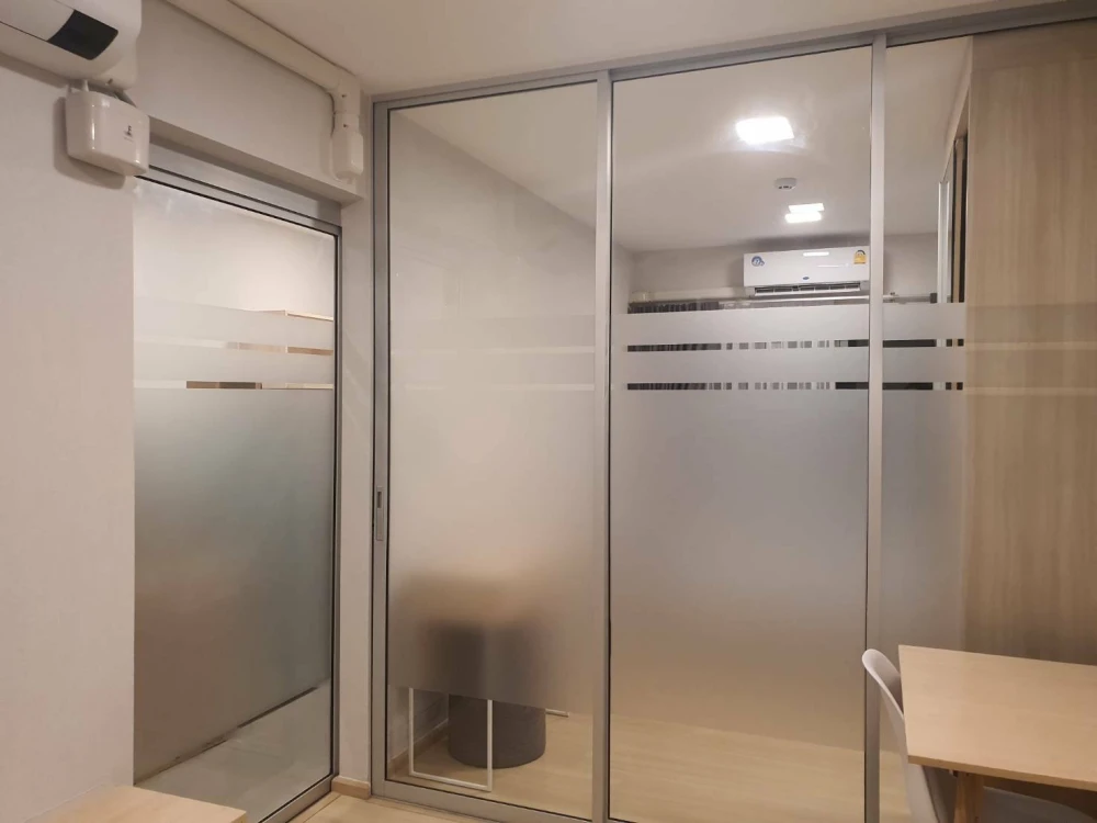 For rent: Plum Condo Rangsit Alive Phase 2, 5th floor, fully furnished and equipped with electrical appliances. Just bring your bags and move in.