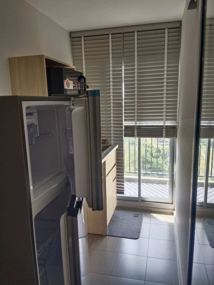 For rent: Plum Condo Rangsit Alive Phase 2, corner unit. Nice and affordable. Book now!