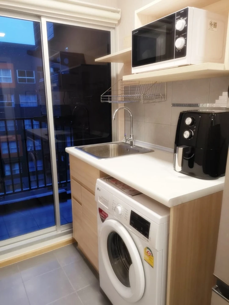 For rent!! Plum Condo Rangsit Fresh, 7th floor, Building A, swimming pool view, beautiful room, move in with your bags, don't miss out!!