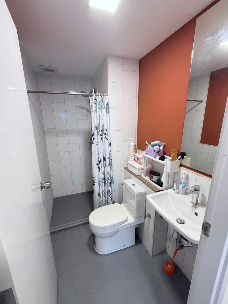 For rent: Plum Condo Rangsit Fresh, Building B, 5th floor, outside view, not near the garbage room, not far from the elevator, not crowded, book now,