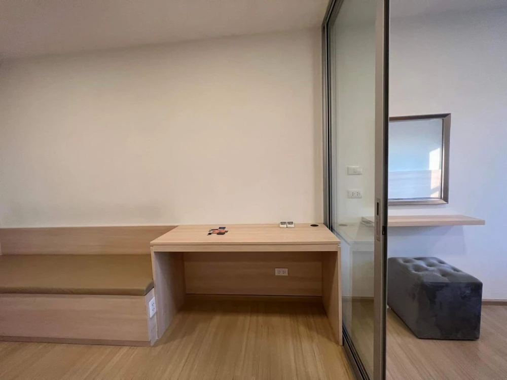 For rent: Plum Condo Rangsit Fresh, beautiful built-in room, Muji style, great price, you can't miss it.