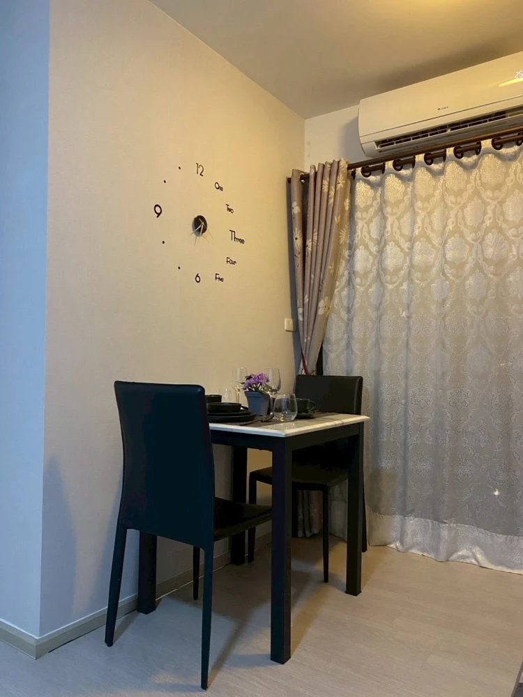 For rent, Plum Condo Ramkhamhaeng 60 Interchange, corner room, beautiful view, cool breeze, fully furnished, ready to move in, don't miss it!!