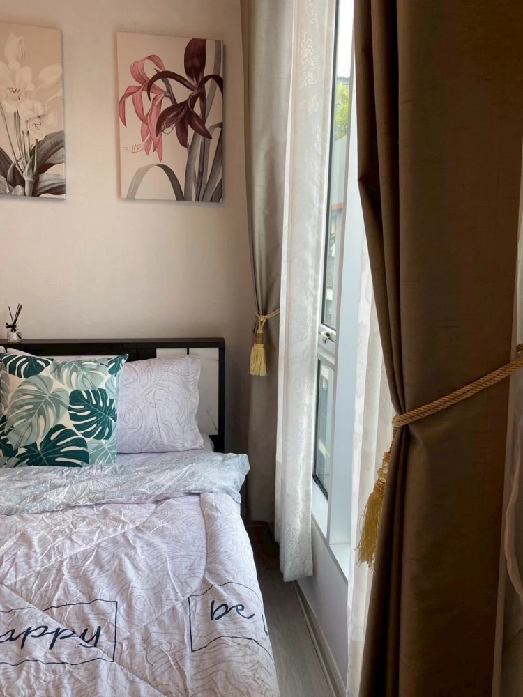 For rent, Plum Condo Ramkhamhaeng 60 Interchange, corner room, beautiful view, cool breeze, fully furnished, ready to move in, don't miss it!!