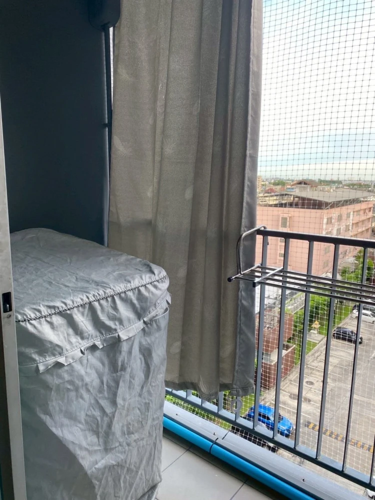 For rent, Plum Condo Ramkhamhaeng 60 Interchange, corner room, beautiful view, cool breeze, fully furnished, ready to move in, don't miss it!!