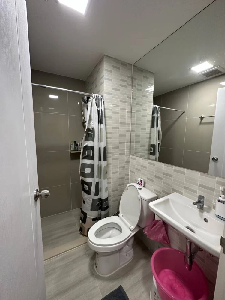 For rent: Plum Condo Saphan Mai Station, 5th floor, fully furnished and equipped with electrical appliances. Reserve now, urgently.