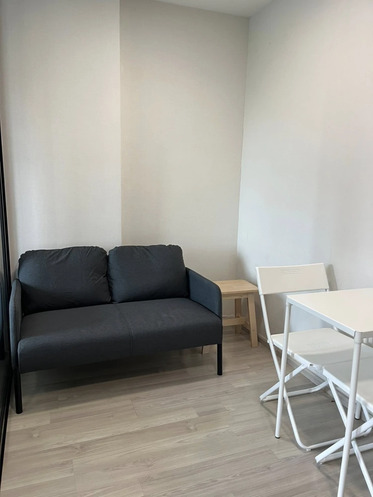 For rent: Plum Condo Saphan Mai Station, treetop view, shady and comfortable, fully furnished, ready to move in.