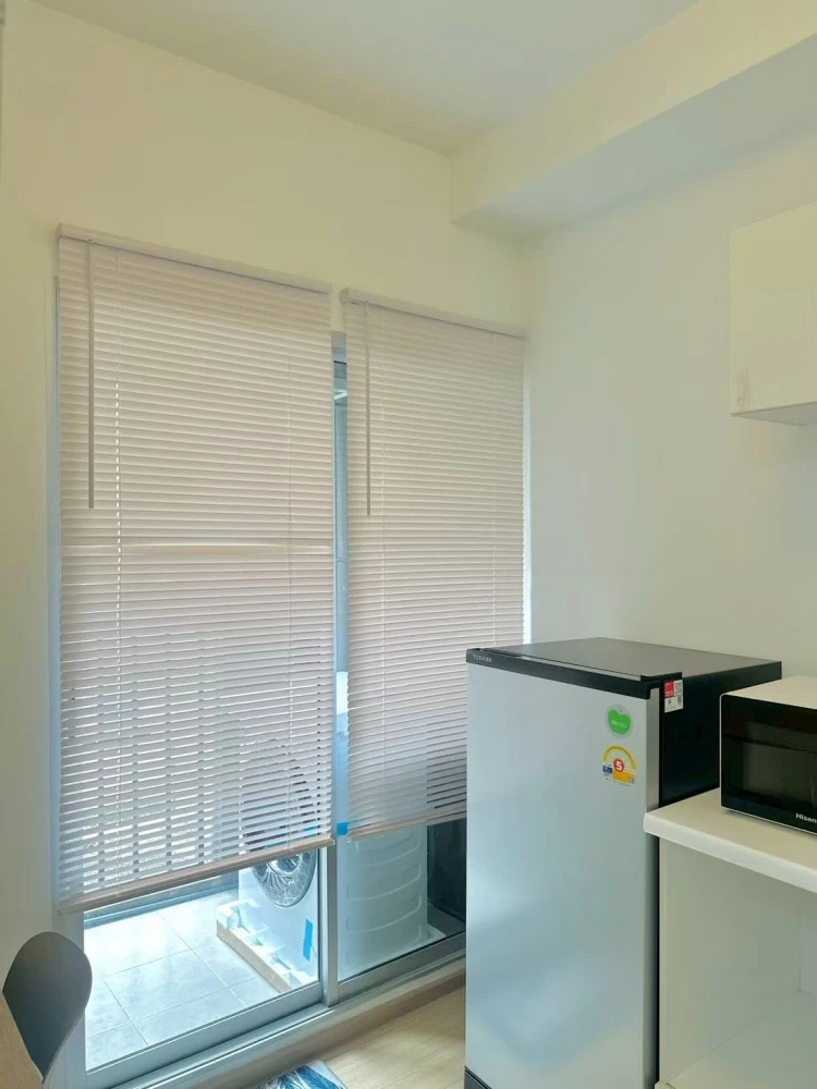 For rent: Plum Condo Samakee, minimalist style room with complete amenities. Great value! Book now, don't miss out!