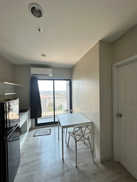 Plum Condo Central Station for rent. High floor unit, ready to move in, fully furnished. Affordable price. Book now before it's too late! This price i