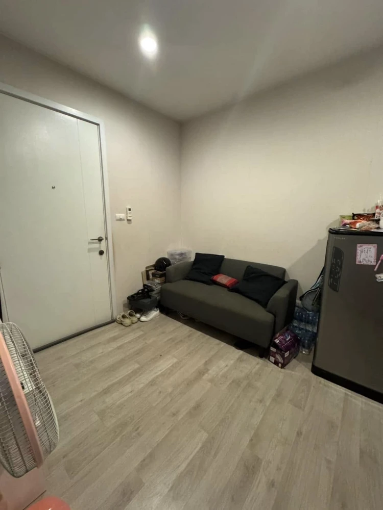For rent: Plum Condo Central Station, ready to move in, 30th floor, high view, I must say you shouldn't miss it.