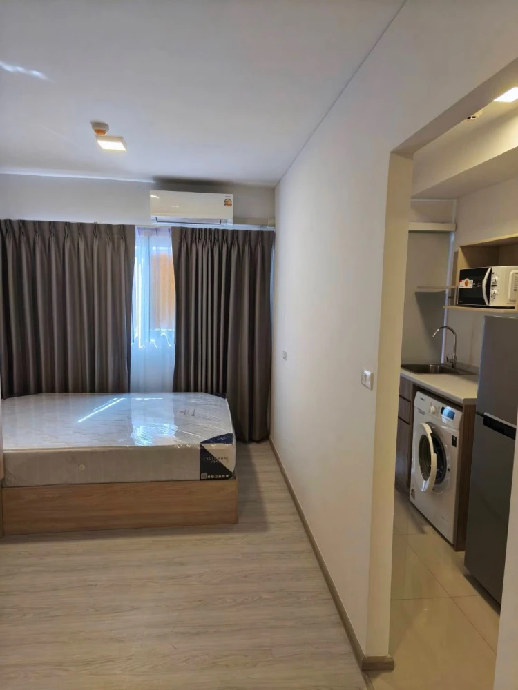 For rent: Plum Condo Chaengwattana Don Mueang, 3rd floor, Building B, clear view, no buildings blocking, cool breeze, furnished room, ready to move in