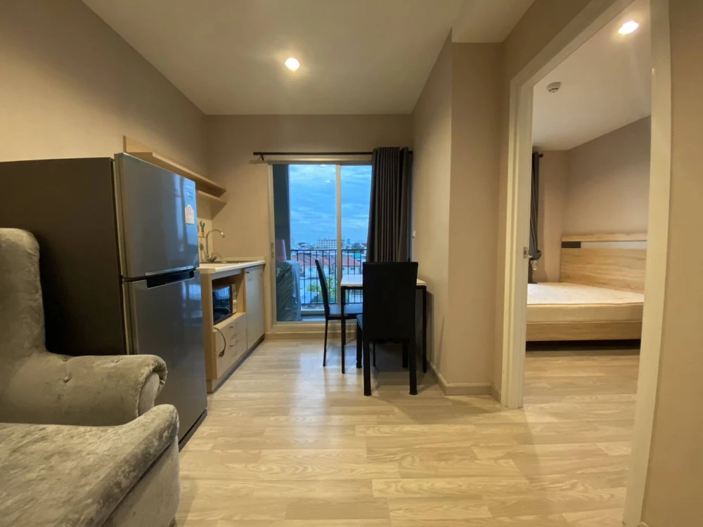 Plum Condo Chokchai 4 for rent, ready to move in, fully furnished, appliances included, just bring your bags and move in. Don't miss out!
