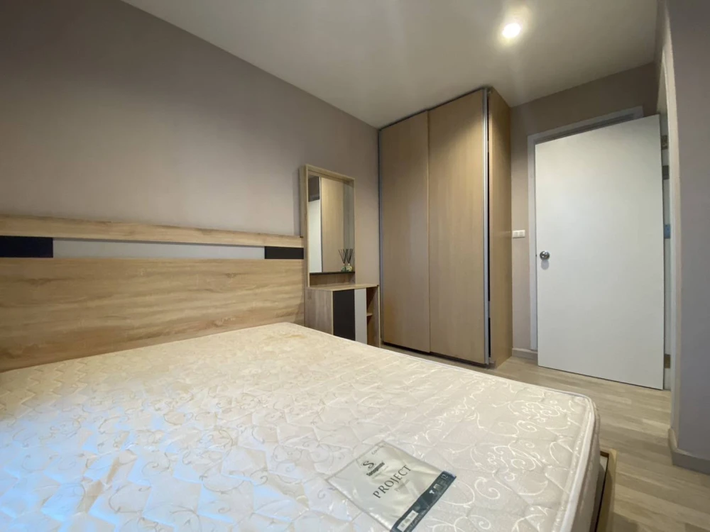 Plum Condo Chokchai 4 for rent, ready to move in, fully furnished, appliances included, just bring your bags and move in. Don't miss out!