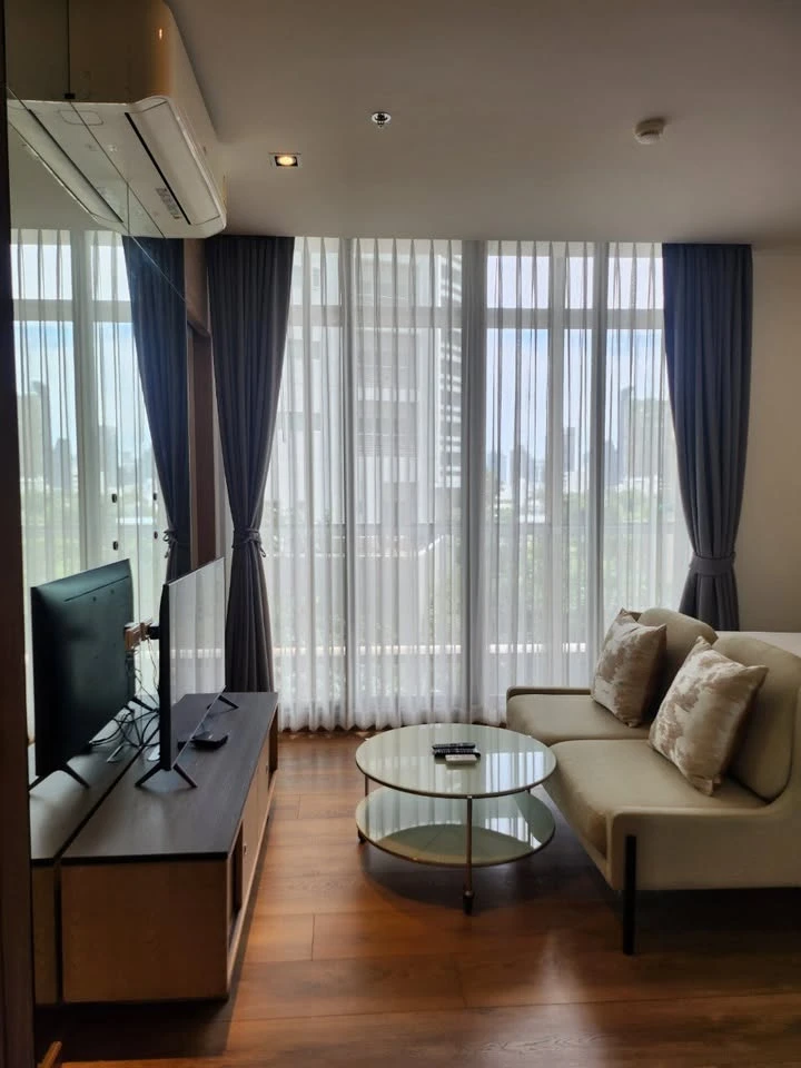 For rent: Park 24, Park Origin Phrom Phong, ready to move in, fully furnished, spacious and comfortable, reserve now.