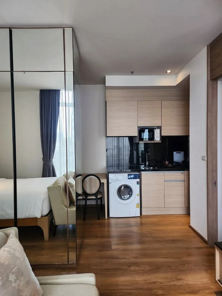 For rent: Park 24, Park Origin Phrom Phong, ready to move in, fully furnished, spacious and comfortable, reserve now.