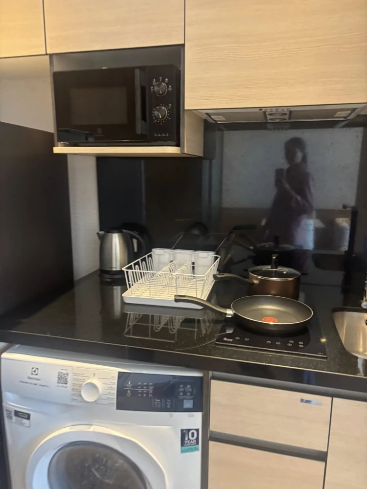 For rent: Park 24 Origin Phrom Phong, 20th floor, very high floor, simply decorated, ready to move in!
