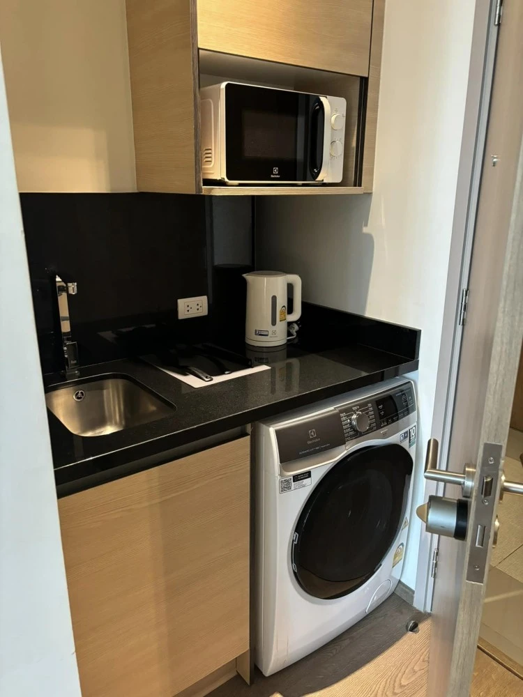 For rent!! Park 24 Origin Phrom Phong, 4th floor, well-decorated with quality built-in furniture, fully furnished, book now, don't delay!!