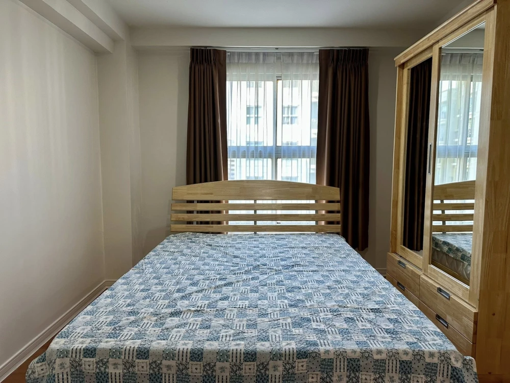 For rent: Park View Vibhavadi, Building C2, 6th floor. Fully furnished, comfortable and spacious. Book now!