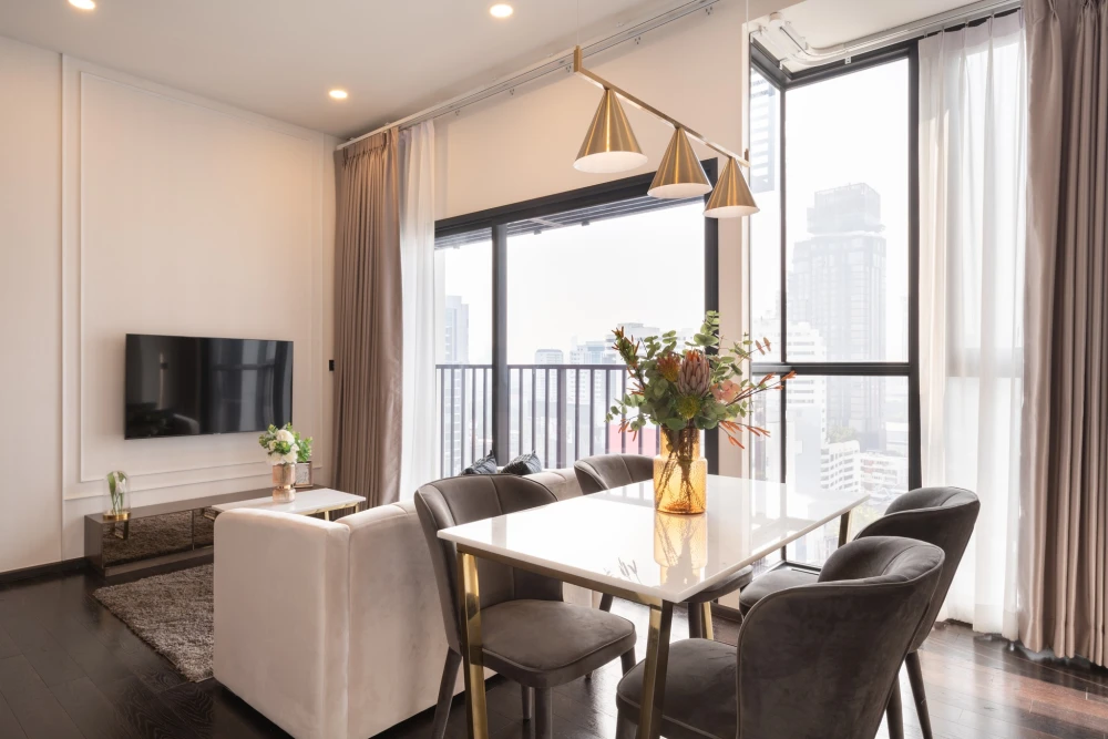 For rent: Park Origin Thonglor, modernly furnished and fully equipped with appliances. Book now before it's too late!
