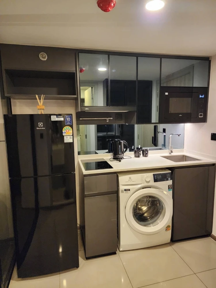 For rent, Park Origin Chula Samyan, 19th floor, city view, very beautiful. Furnished, ready to move in. Hurry up to reserve.