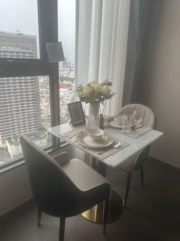 For rent: Park Origin Chula Samyan, 29th floor, very high, beautiful city view, don't just look, hurry up and book now!
