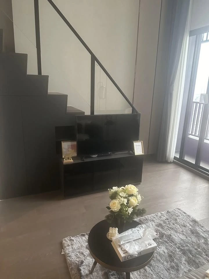 For rent: Park Origin Chula Samyan, 29th floor, very high, beautiful city view, don't just look, hurry up and book now!