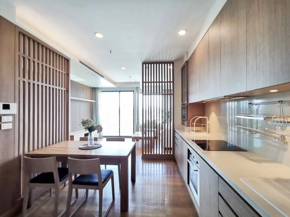 For rent: Parco Condominium, Chao Phraya River view, corner room, beautiful view, quiet, fully furnished, reserve now!