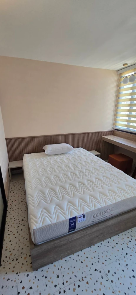 For rent: Pipat Place, 6th floor, fully furnished and equipped with electrical appliances. Reserve now, urgently.