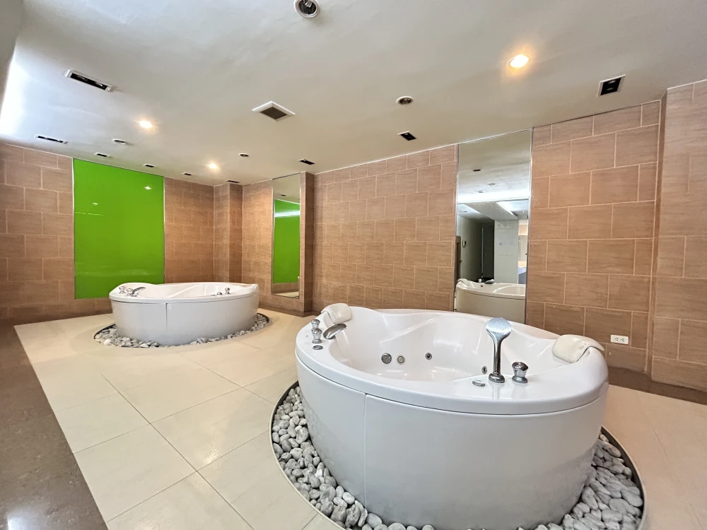 For rent!! PG Rama 9 condominium, fully furnished. And electrical appliances, good location, book now!!