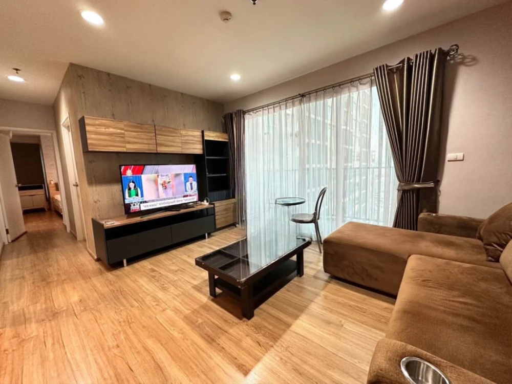 For rent: Fuse Chan-Sathorn, 22nd floor, beautiful unobstructed view, 2 bedrooms, 2 bathrooms, nicely decorated. Book now!