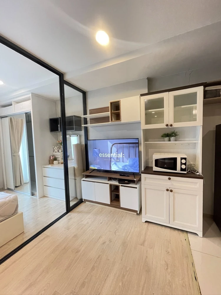 For rent: Fuse Miti Ratchada-Sutthisan, room decorated with built-in furniture + wallpaper, with quality furniture. You will regret it if you miss it.