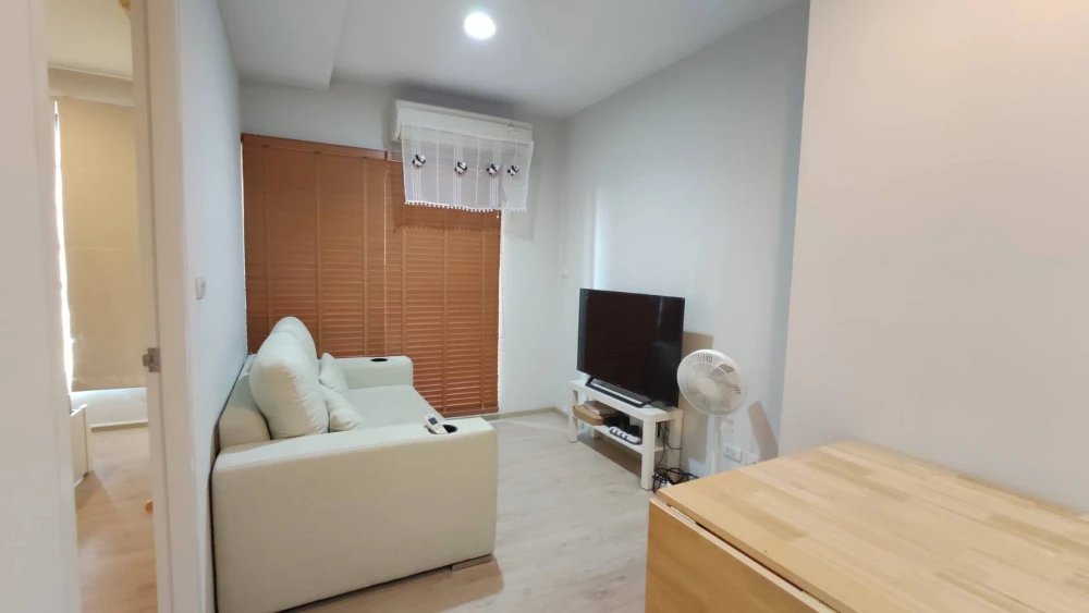 For rent: Fuse Miti Suthisan - Ratchada, 6th floor, fully furnished room, nice to live in, book now, don't miss out.