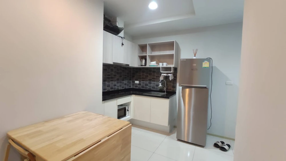 For rent: Fuse Miti Suthisan - Ratchada, 6th floor, fully furnished room, nice to live in, book now, don't miss out.