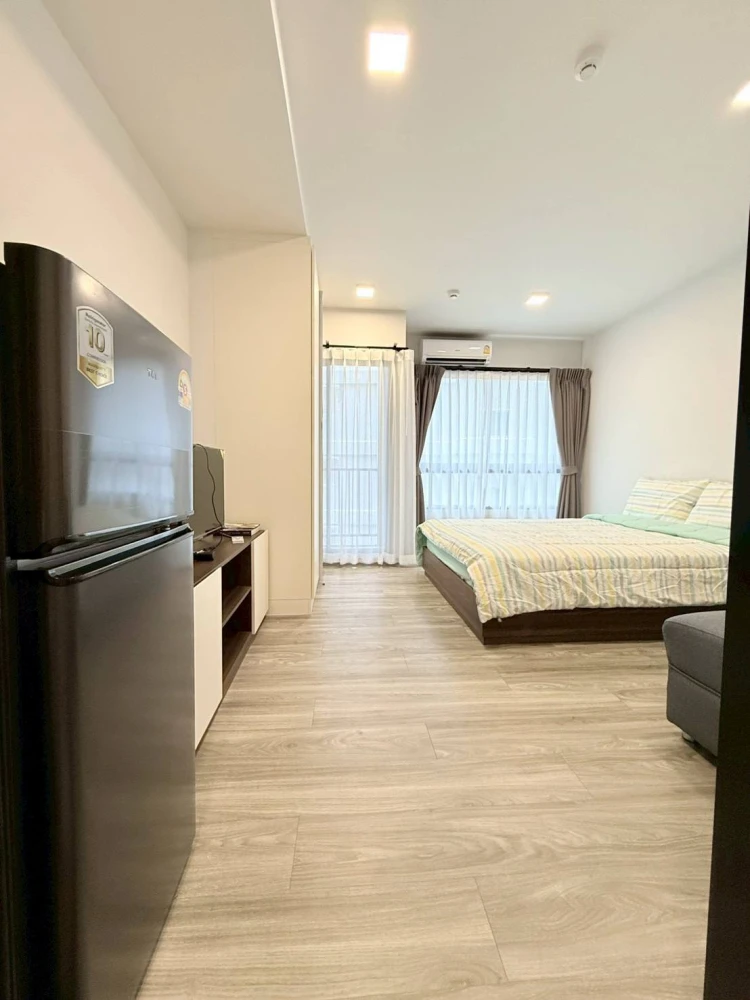 For rent: Monte Rangsit, Building C, common area building, 3rd floor, with good quality electrical appliances. Reserve now.